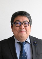 神山　大亮（かみやま　だいすけ）